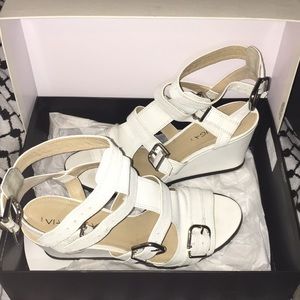 White wedges sandals size 10 M US Via Spiga